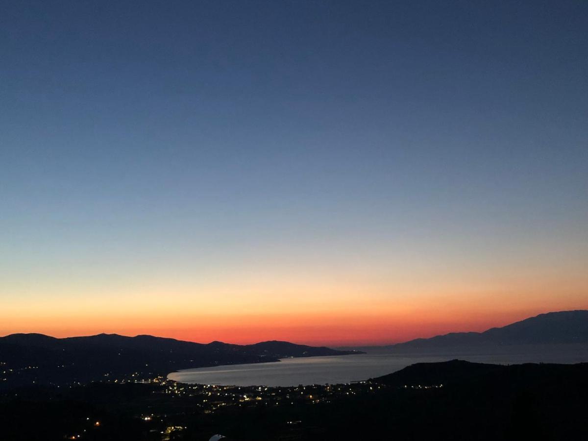Villa Thea - Τhe View 1St Floor Áno Yerakaríon 외부 사진