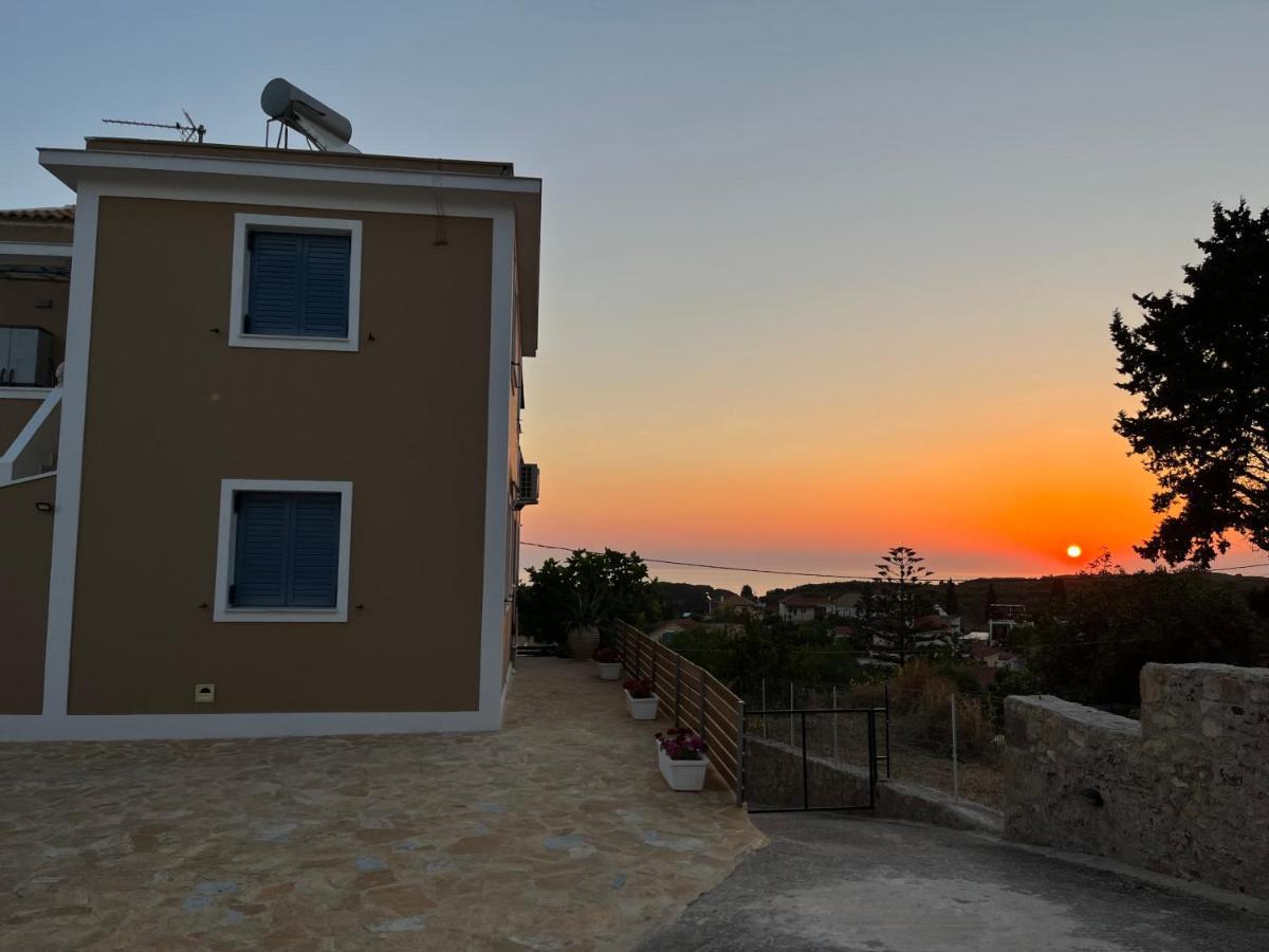 Villa Thea - Τhe View 1St Floor Áno Yerakaríon 외부 사진